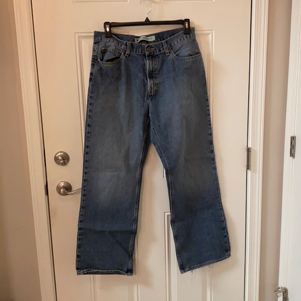 Gap Men’s Relaxed Boot Fit Jeans, 35 X 32, Great condition, no stains or rips.